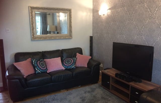 Watnall Cantelupe Apartment | Luxury B&B style apartment next to the M1 J26