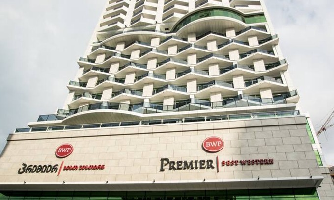Batumi Apartment | AMAZING view, 100 m from the sea