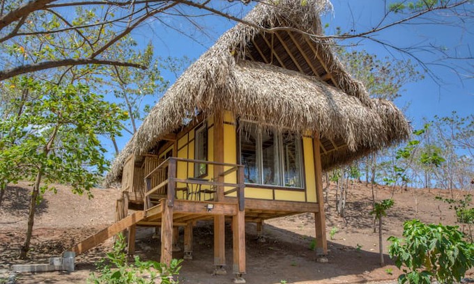 Las Escobas del Venado House | Beachfront Cabaña @ Eco Venao Lodge, Playa Venao