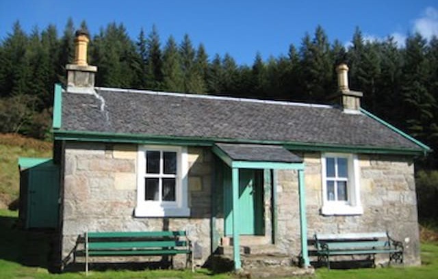 Tighnabruaich Cabin | Hillview Cottage, by Tighnabruaich