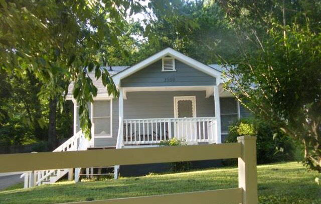 Lookout Valley Neighborhood Association House | Star Cottage 1. Five min. to Downtown Chattanooga