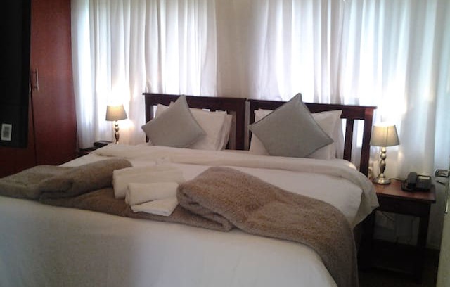 Nieuw Muckleneuk Bed & Breakfast | Cranes Nest Guest House @ 208 - Family Unit