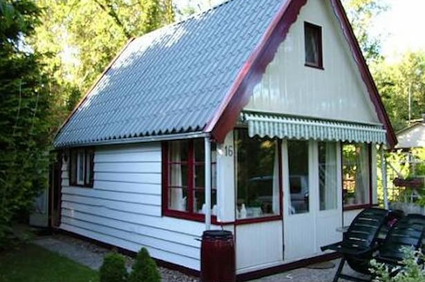 Municipality of Tynaarlo Cabin | Te huur: rustige B&B bij Zuidlaren in het bos