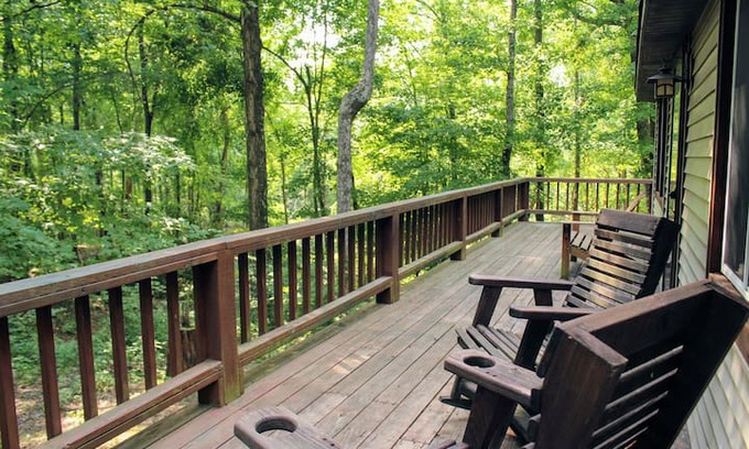 Golconda Cabin | Beck's Hideaway at Dixon Springs