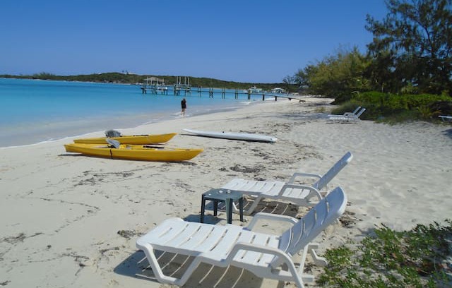 Great Exuma Apartment | STUDIO for TWO on BEST BEACH on EXUMA - QUEEN BED