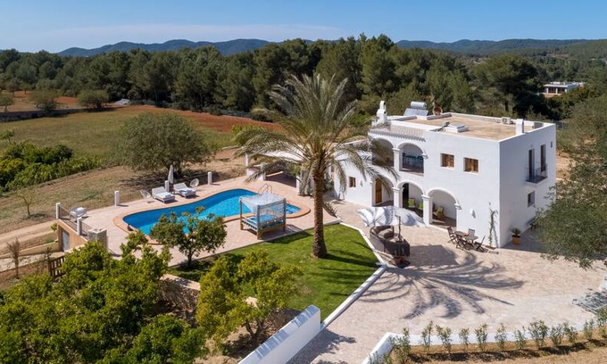 Sant Rafael de Sa Creu Villa | Villa Bella with big pool in Sant Rafael