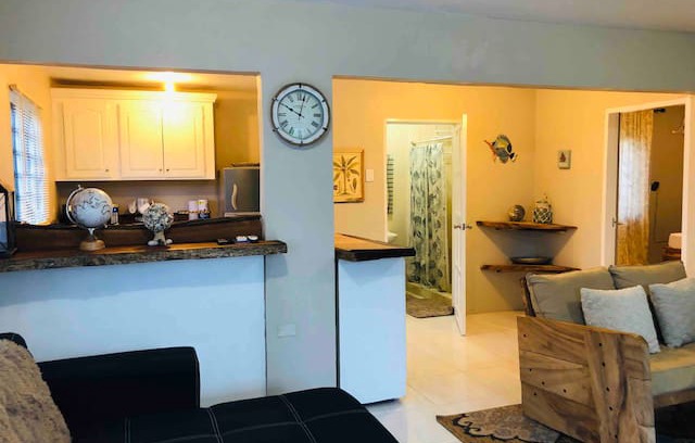 Bacolet Apartment | Bago Beach Cottage: Oceanfront Relaxation
