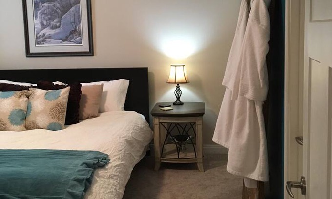 Airdrie House | Gateway to the Rocky Mountains