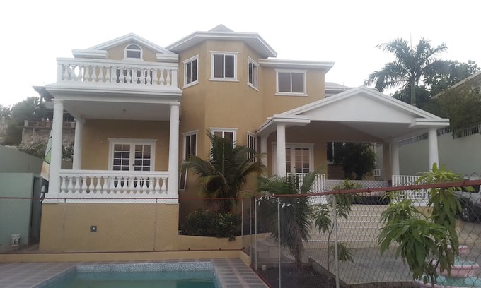Petionville House | Le Paradis à Pétion-Ville