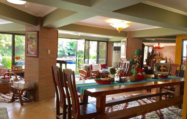 Tagaytay House | Casa Viki in Cool Tagaytay with a View and a Pool