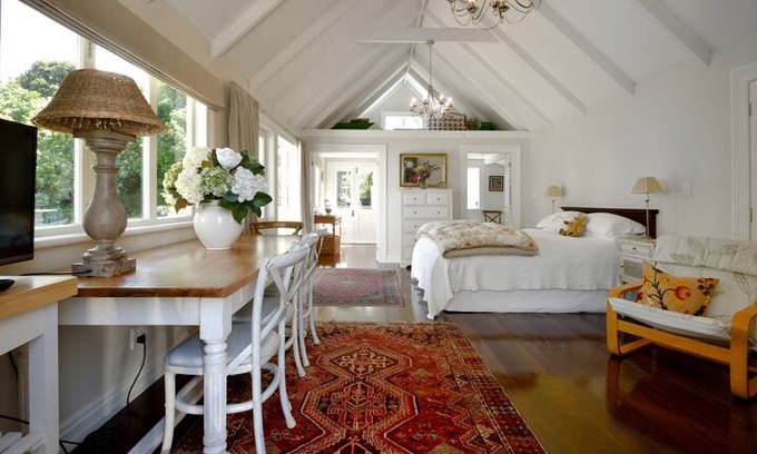 Devonport House | Luxury Devonport B&B - The Croft