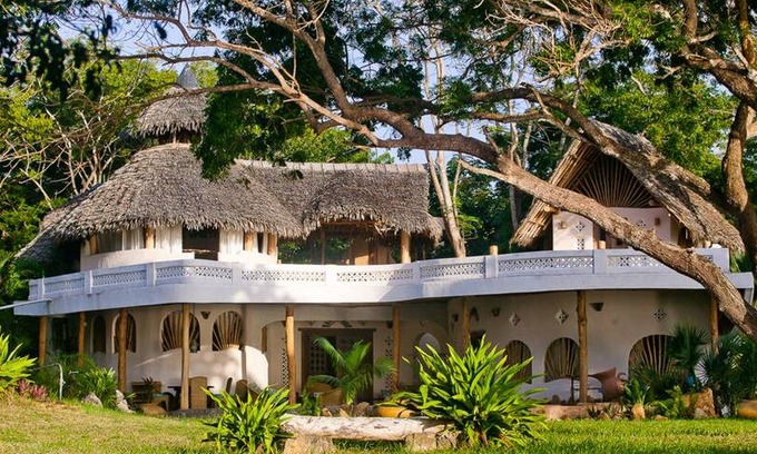 Galu Villa | Luxury Ocean Front Family Villa Tiwi Beach Kenya..