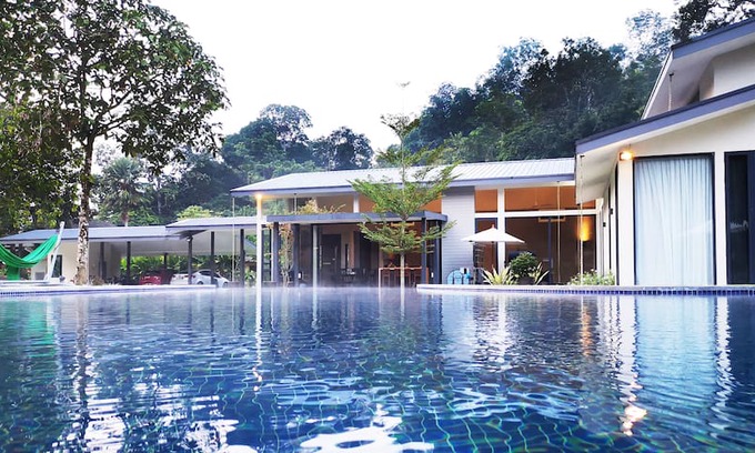 Hulu Langat Villa | NOURI VILLA | A Tale of Two Rivers