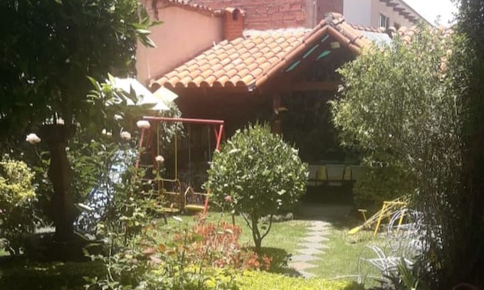 Sucre House | Linda y segura casa en pleno corazón de Sucre