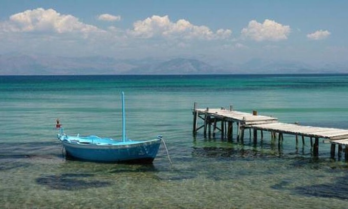 Notos Apartment | Quiet apartment for 2-3. only 100m from beach