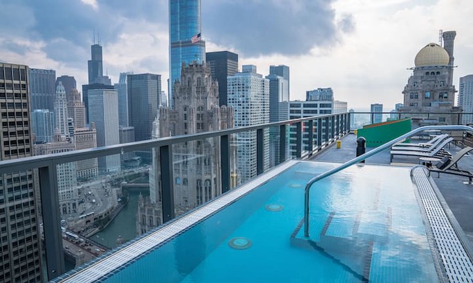 Streeterville Apartment | Lux High-rise 2B/2B in Magnificent Miles