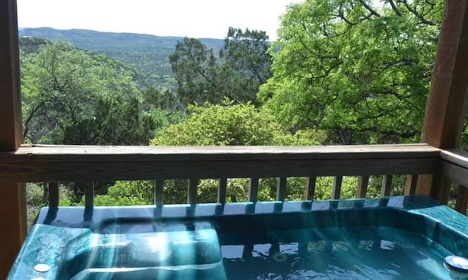 San Marcos Cabin | Freeman's Cabin