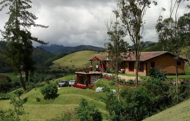 Nono Cabin | Yumba-Urco (a un paso de Quito)