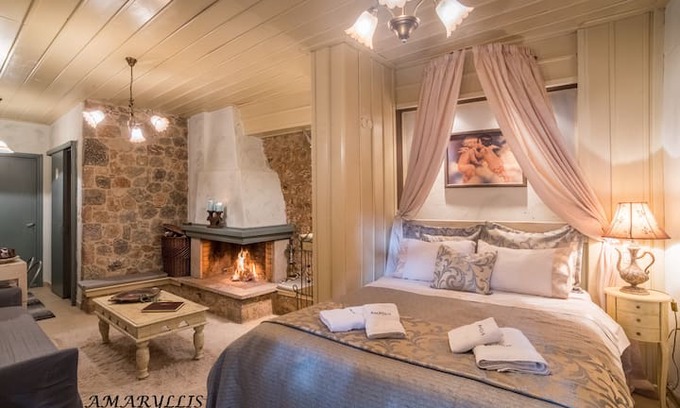Arachova Apartment | Amaryllis
