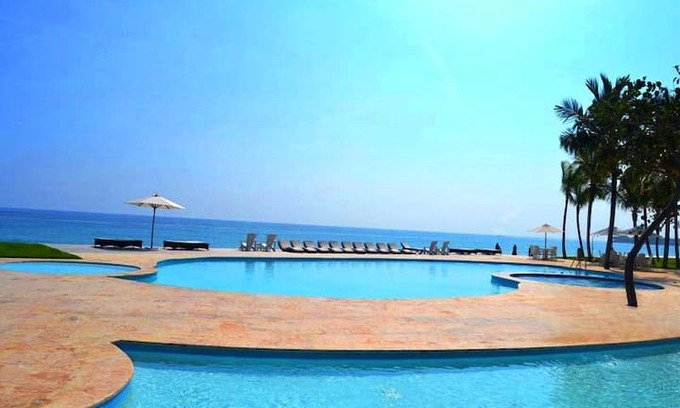 Cabarete Apartment | Oceanfront 2 Bdrm Penthouse, SeaWinds Cabarete D48