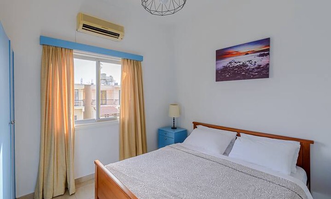 Oroklini Apartment | Color Cyprus Apt.Zygi with sea view