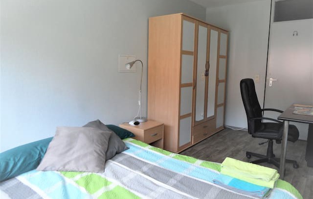Neckargemuend Apartment | Nice double bedroom private WC close to Heidelberg
