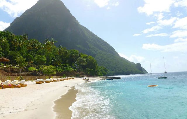Soufriere Apartment | AC Apartment Soleil-Amazing Views+2mins from Beach