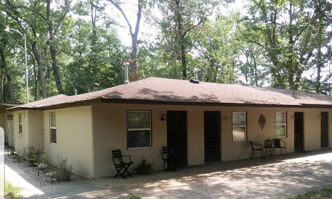 Idlewild Cabin | Suites of Eden: Lake Idlewild Resort