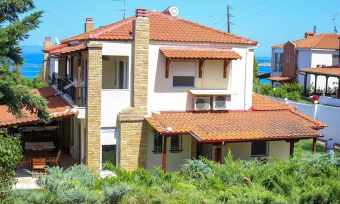 Halkidiki Villa | Paliouri Seaside Villa with Huge Garden
