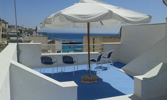 Levanzo House | Casa di Pietro e Cristina Levanzo