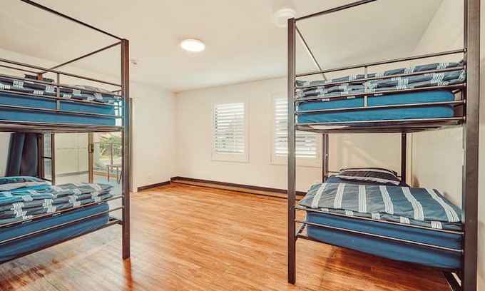 Byron Bay Hostel | Quad Room in the Heart of Byron