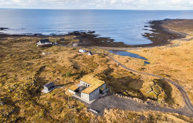 Southern Peninsula Cabin | Cabin by the Sea - 15min from Reykjavík