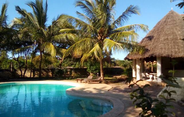 Galu Beach Apartment | Apple Mango Apartments - Diani, Kenya - Sue's