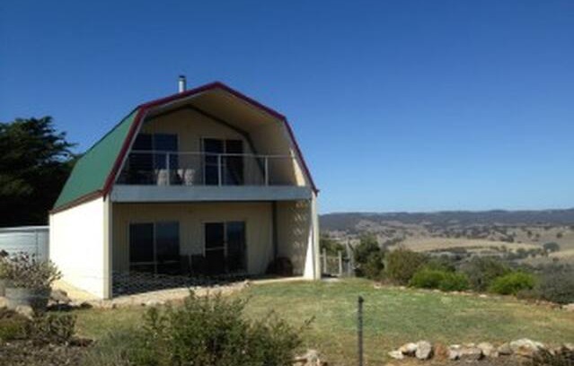 Wattle Flat House | Fleurieu Hilltop Escape