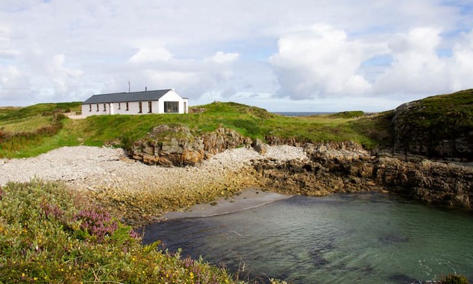 Downings Cabin | An Corrach