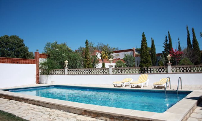 Tordera Villa | Blanes Villa for 6/8 with Pool & Tennis crt.