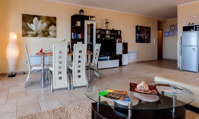Utjeha Apartment | Ferienwohnung/App. für 6 Gäste mit 102m² in Utjeha (29625)