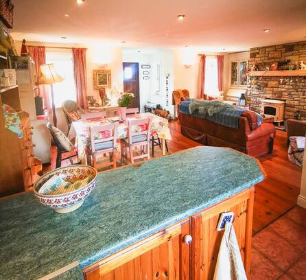 Dingle House | The Orchard Cottage, Dingle
