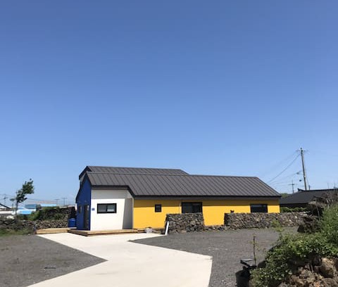 Gujwa House | 신축 제주 월정리해변 독채민박 문스톤 2인독채 엘로우