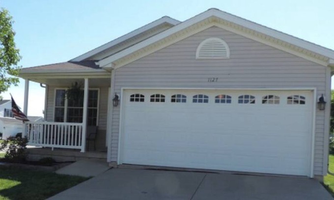 Bloomington House | Wanda Way