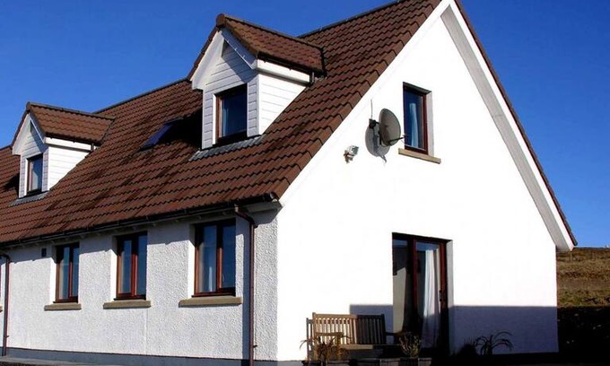 Hallin House | 10A Ardmore