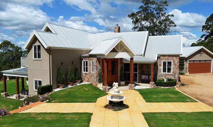 Cabarlah House | Welcome to Maison de La Chere in 2020!