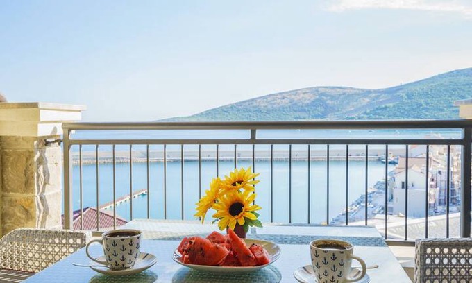 Radovici Apartment | Lustica Bay - Apartment with Sea View - SUNSHINE