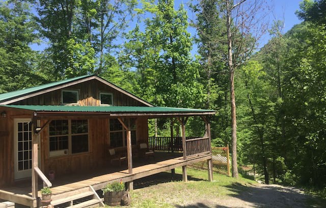 Irvine Cabin | Cottage on the Hill at Harmony Hollow