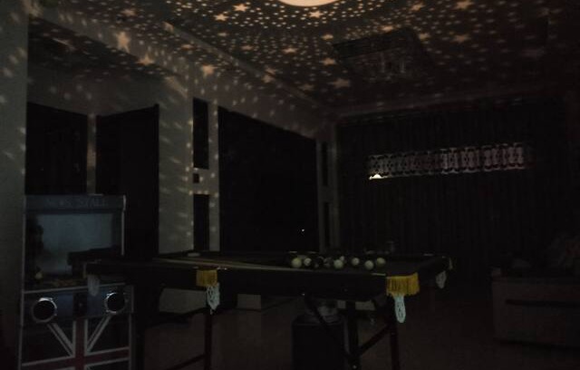 Weiyang Apartment | 北客站璀璨星空台球街机街霸80后印象小筑免费北客站至民宿专车免费接送
