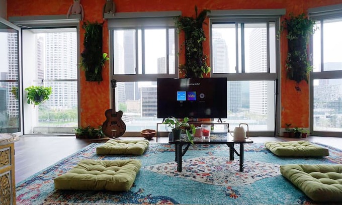 Bunker Hill Apartment | Downtown Luxury Penthouse view suite