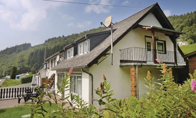 Preischeid Apartment | Holiday apartment for 4 persons in Preischeid