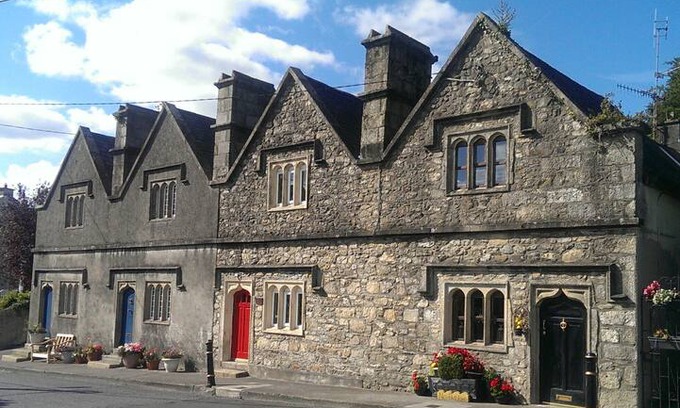 Graiguenamanagh Cabin | Beautifully Restored Widow's Cottage Getaway