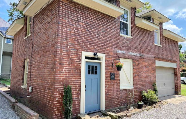 Fort Smith House | The Anderson Carriage House - 1885 Historic Dist.