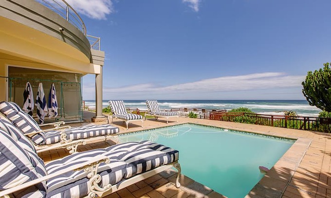 Wilderness Beach Apartment | Jakkalsbessie Breeze